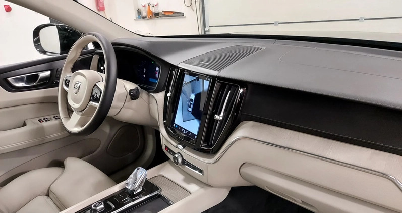 Volvo XC 60 cena 177900 przebieg: 84252, rok produkcji 2022 z Dąbrowa Górnicza małe 466